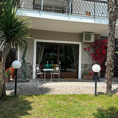 Ospitalita Il Noce Bed & Breakfast Brusciano Exterior photo