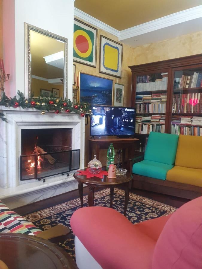 Ospitalita Il Noce Bed & Breakfast Brusciano Exterior photo