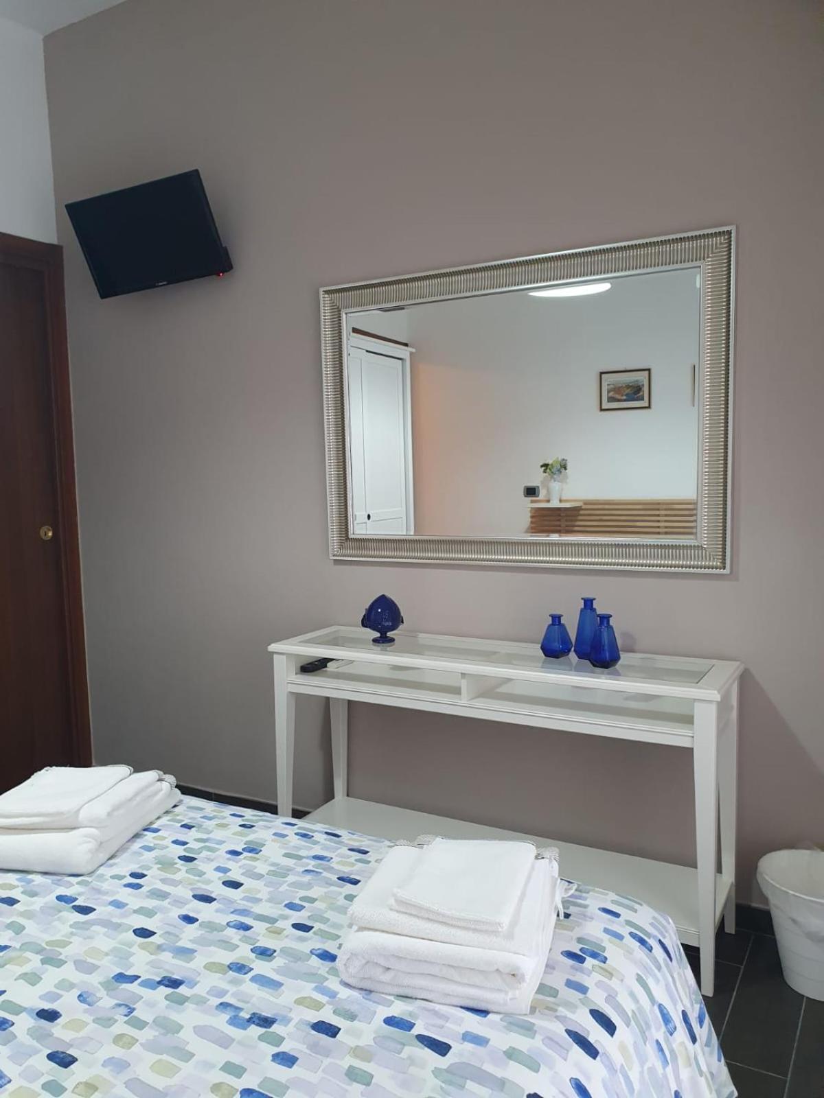 Ospitalita Il Noce Bed & Breakfast Brusciano Exterior photo